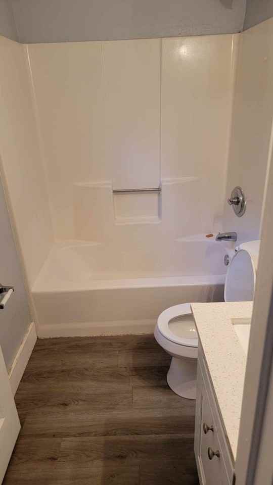 Welcome to Oak Park – Your Ideal Home in Tallahassee’s University District! - Photo 3 of 17