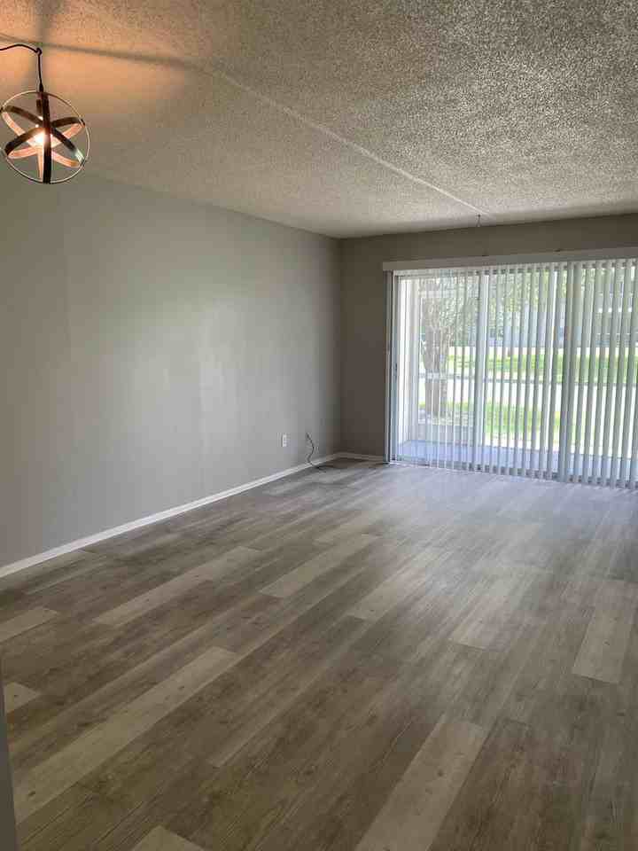 1745 6th Avenue - Photo 7 of 12