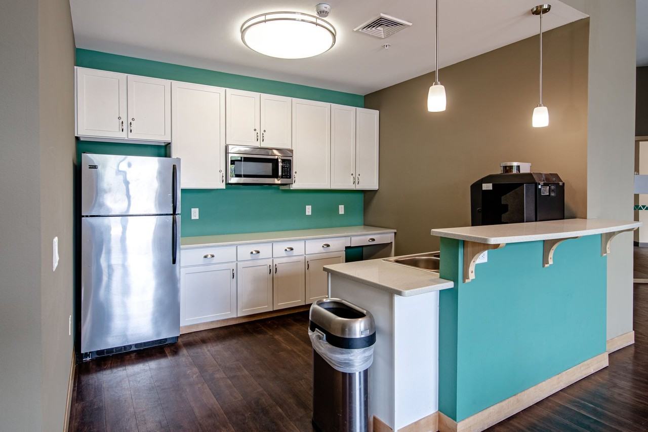 Arbor Crossing - Photo 6 of 36