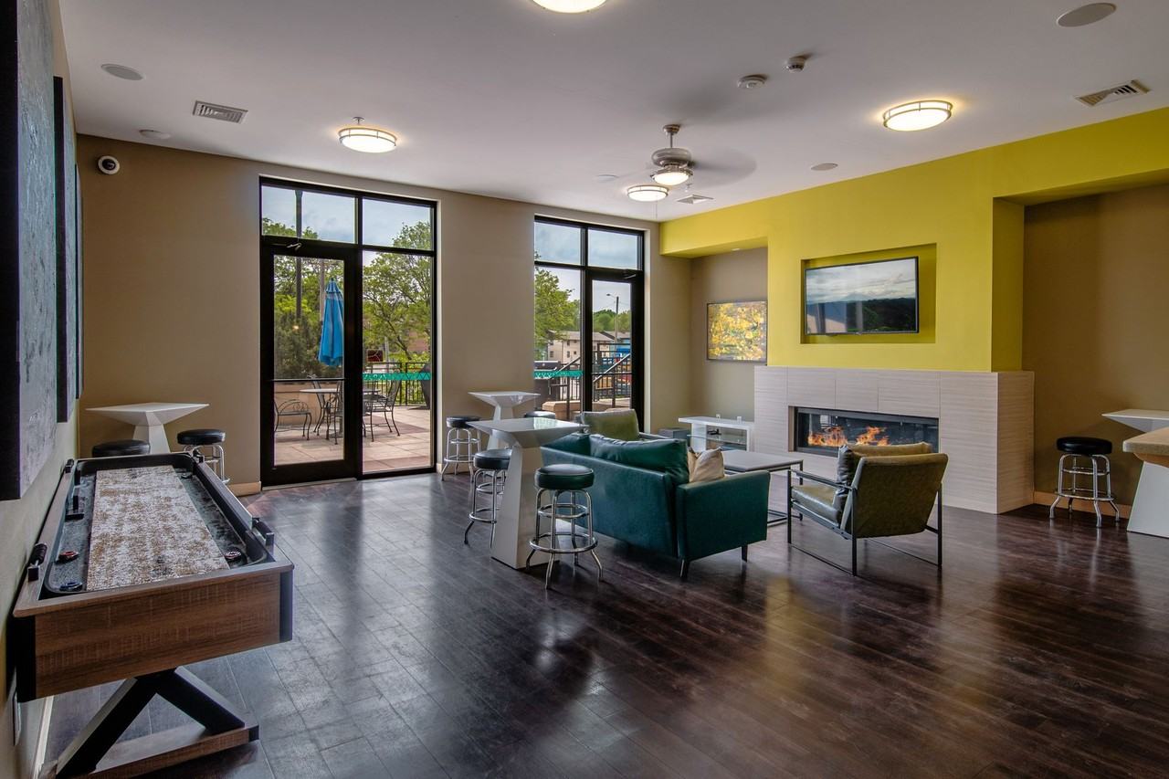 Arbor Crossing - Photo 7 of 36