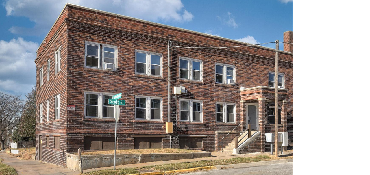 ZB - 208 Scott St - Photo 7 of 14