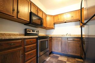 920 N Linden St #5 - Photo 1 of 1