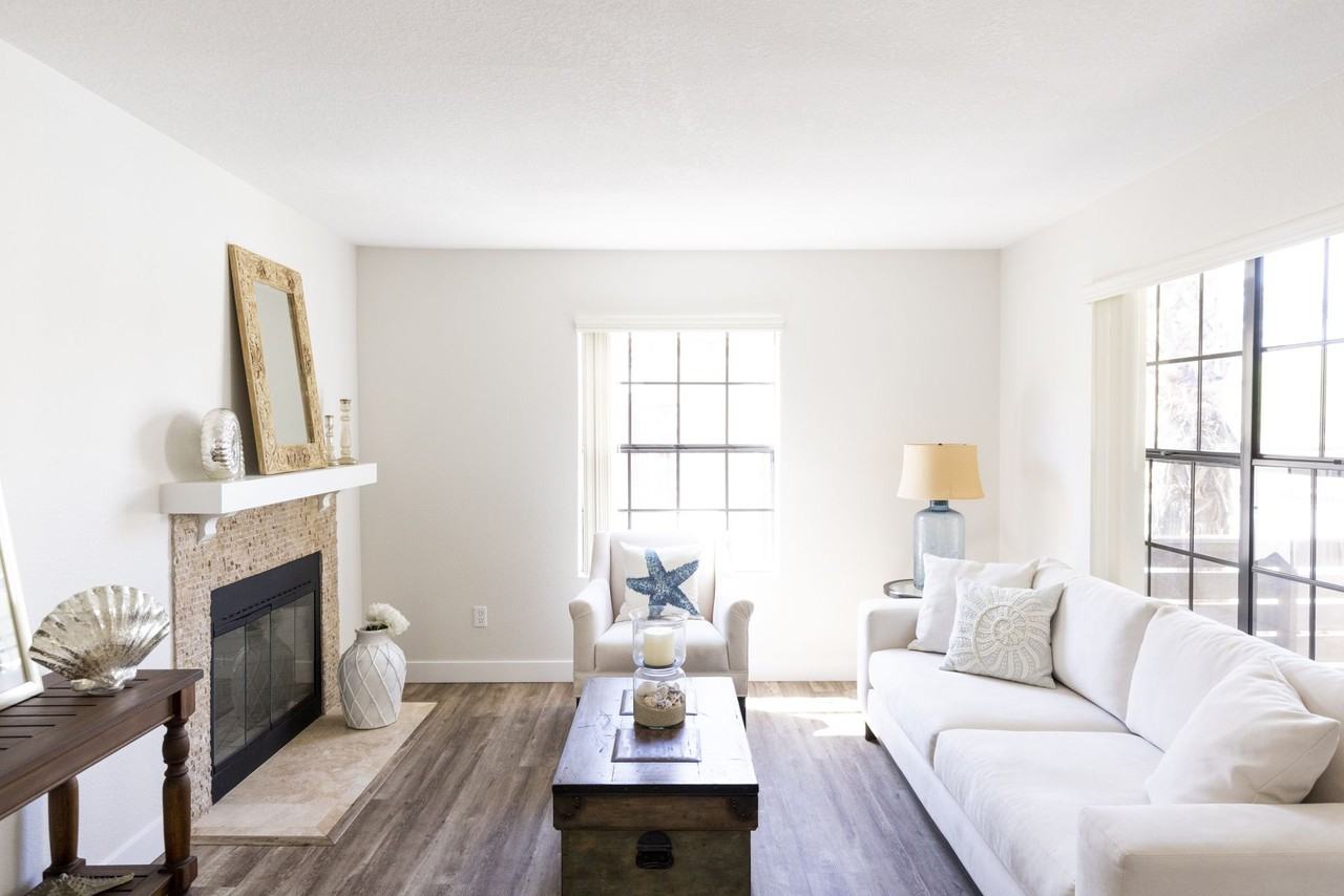 Alicia Viejo Apartment Homes 23842 Alicia Pkwy, Mission Viejo, CA