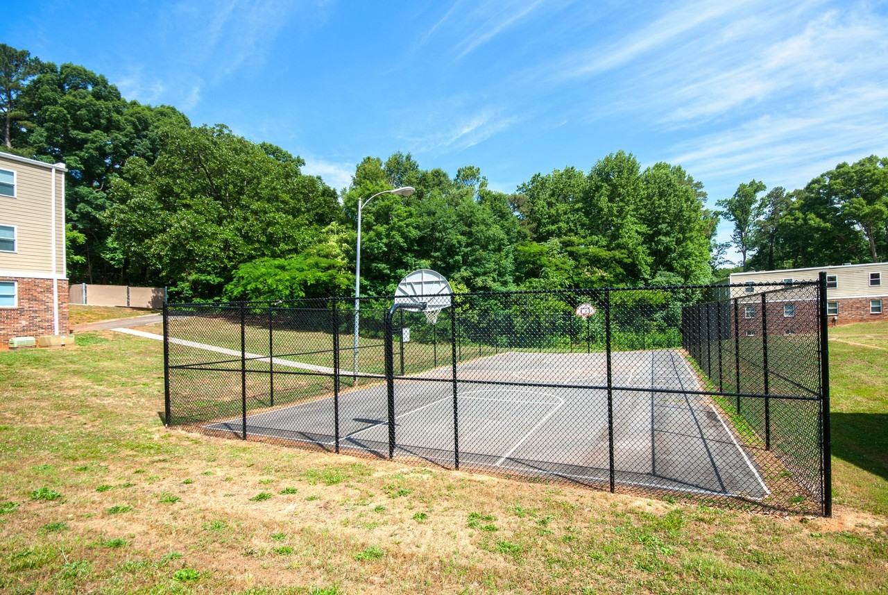 Augusta Road Apartments - Photo 3 of 29