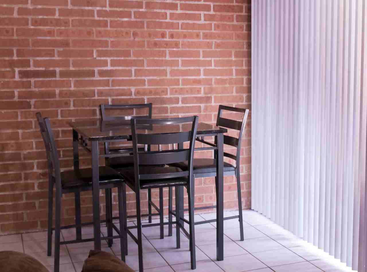 Fairmount East Apartments I - Photo 3 of 31