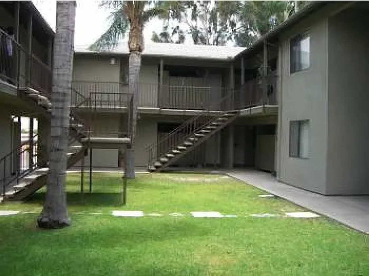 Circle City Apartments - Photo 2 of 3