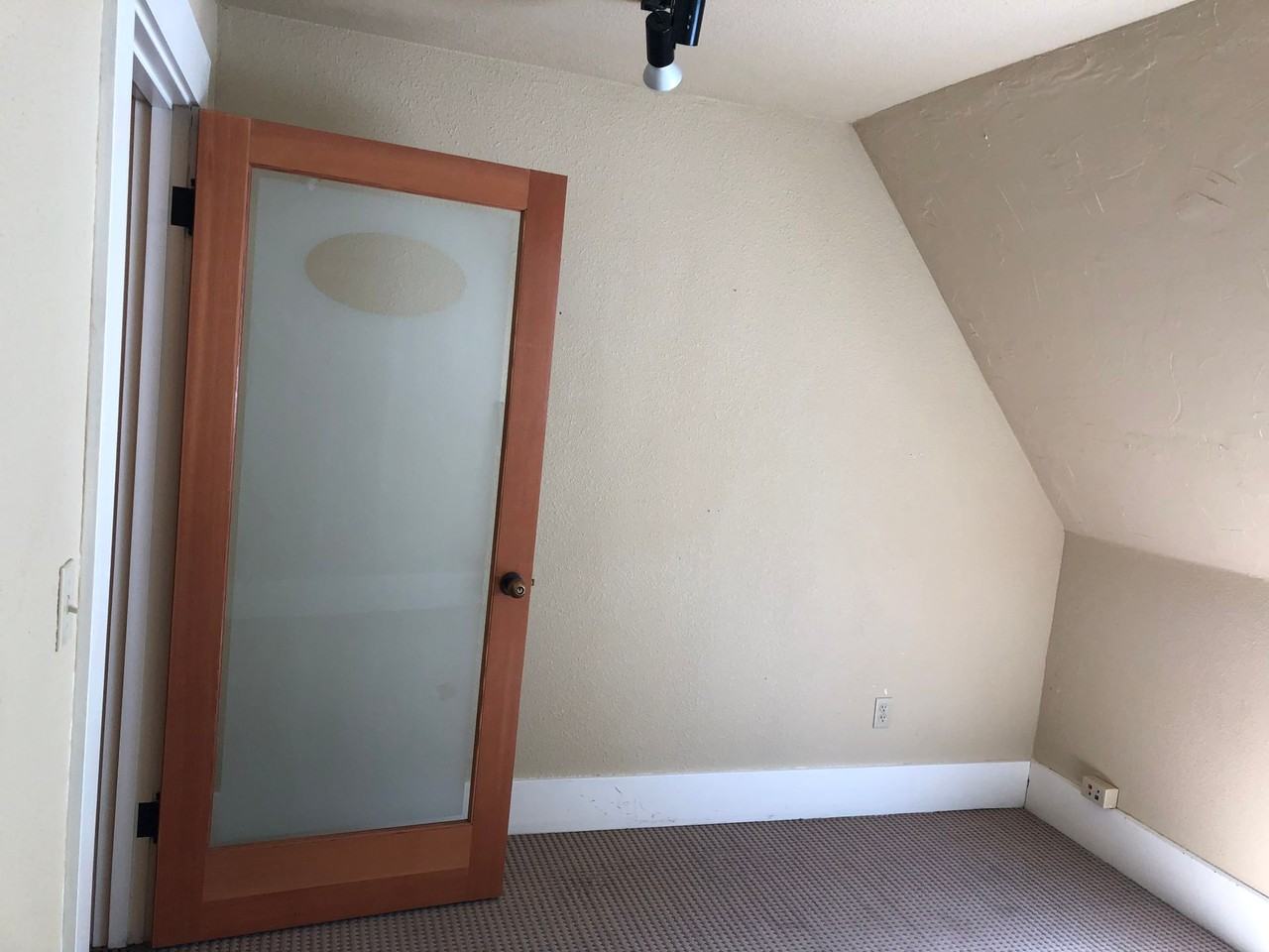 Office Suites in NW Nob Hill/Alphabet District! - Photo 3 of 14