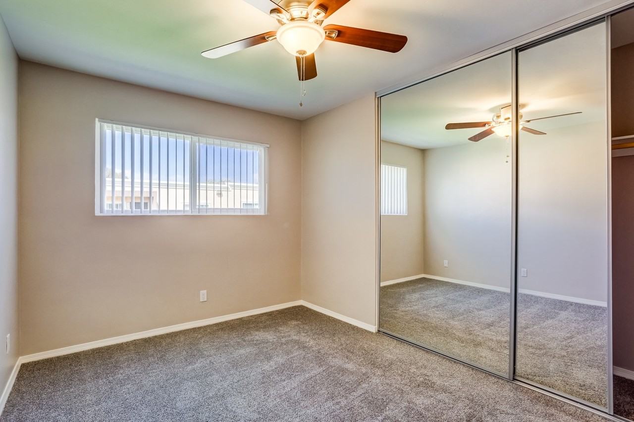 10233 Mission Gorge Road - Photo 5 of 36