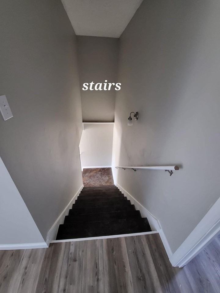 Country Lane Apartments - Photo 3 of 14