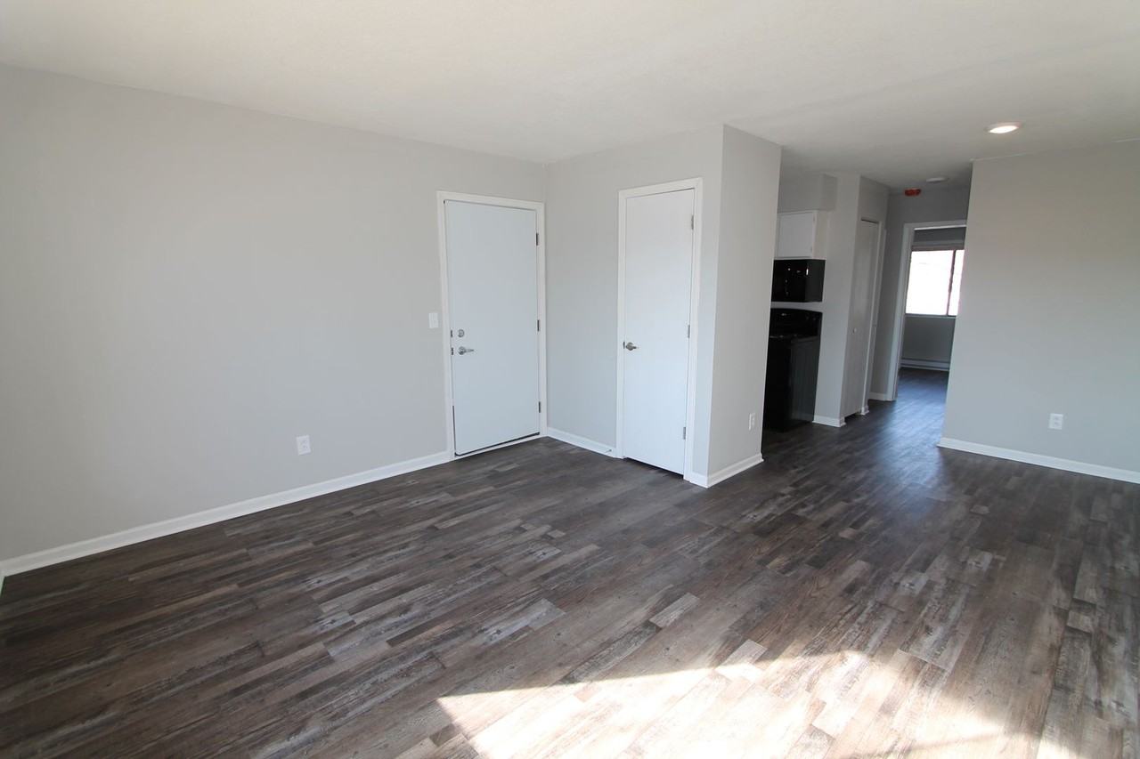 300 South West Street #314 - Photo 5 of 12