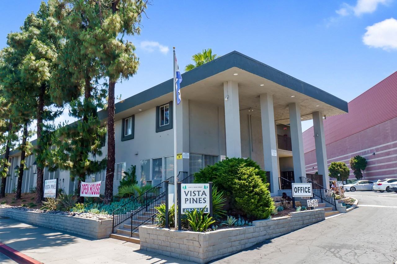 Vista Pines - Photo 2 of 6