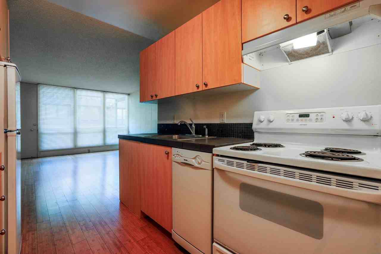 1905 NW 29th Ave - Photo 5 of 20
