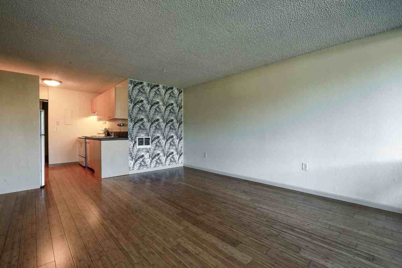 1905 NW 29th Ave - Photo 2 of 35