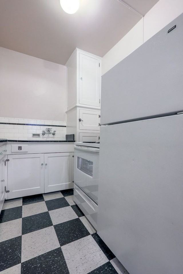 831 SW Vista Ave - Photo 7 of 50