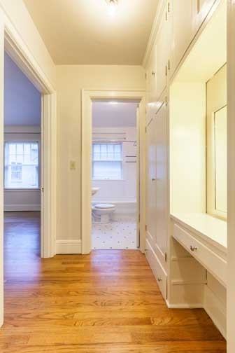 831 SW Vista Ave - Photo 7 of 50