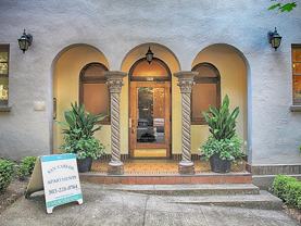 831 SW Vista Ave - Photo 1 of 1