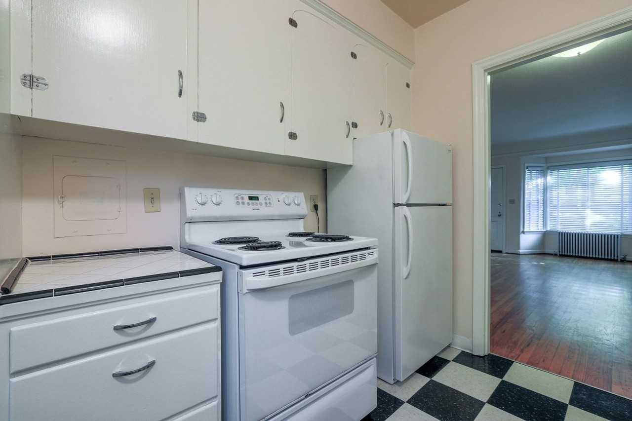 HOYT STREET APARTMENTS (CZOP05) - Photo 2 of 42