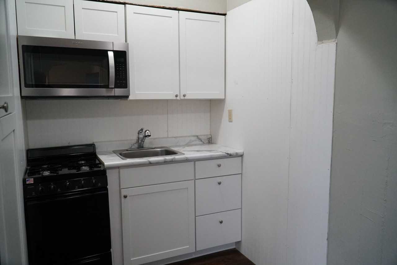 551 W. Washington St. - Photo 6 of 12