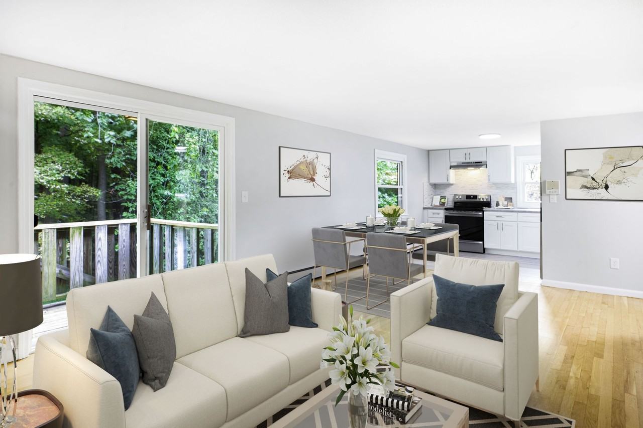 Manor Grove Apartments Groveland - Photo 2 of 37