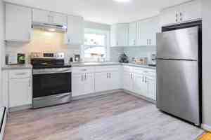 featured image of 1 Manor Dr