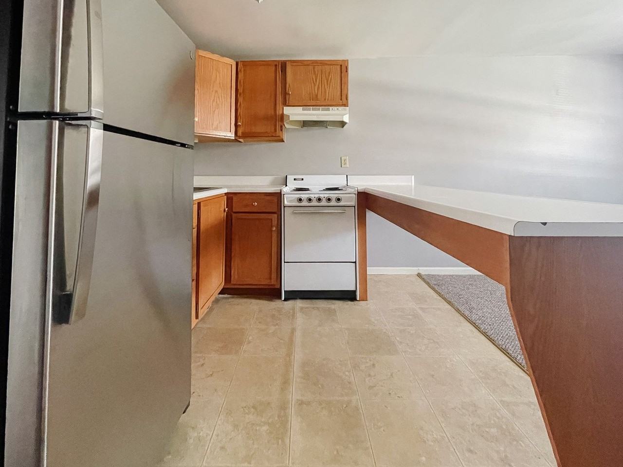 408 S Walnut St - Photo 4 of 11