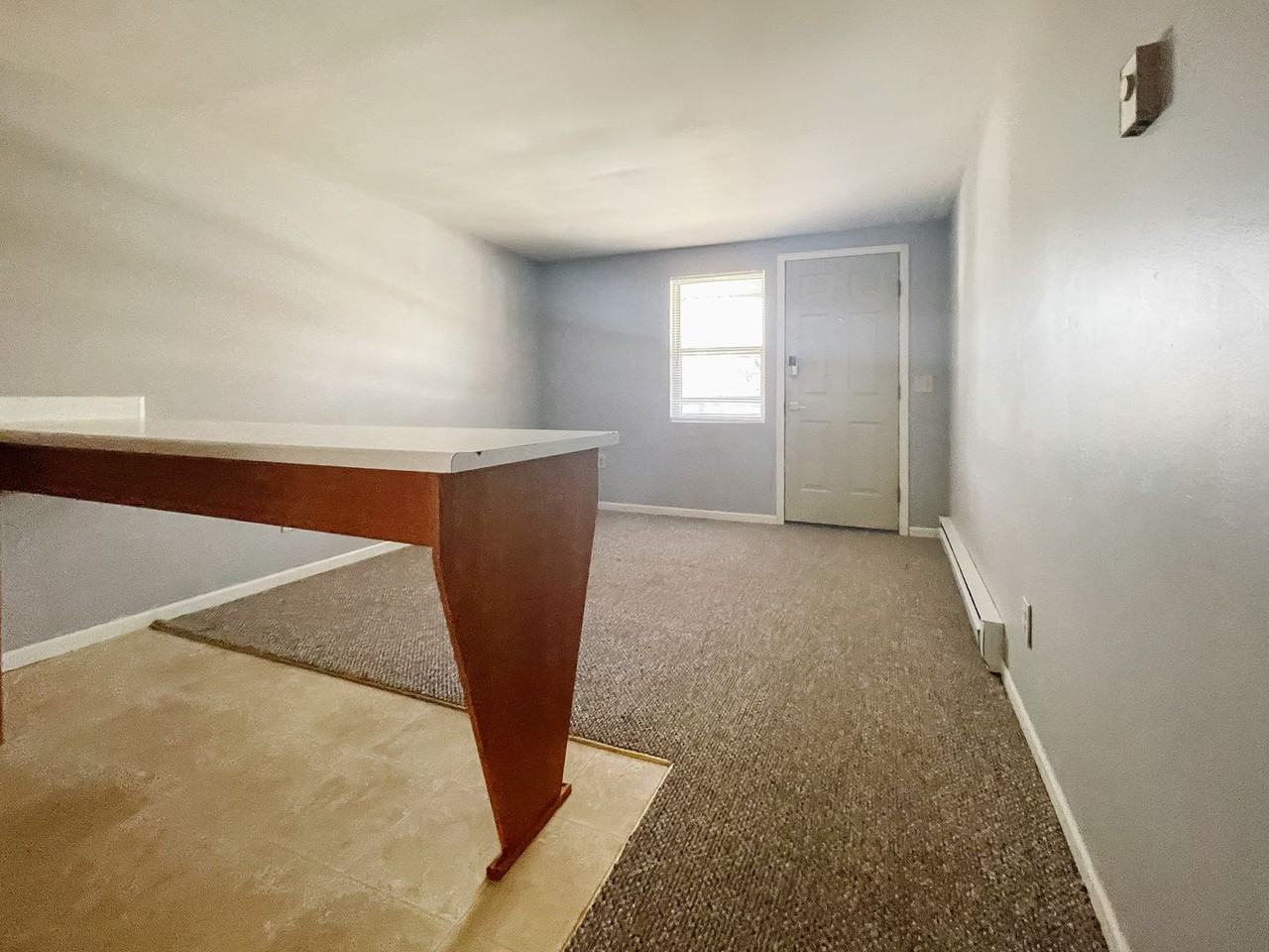 408 S Walnut St - Photo 5 of 11