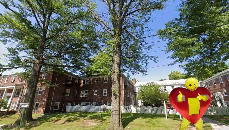 Newly Renovated Apt Across from City Hall Apartments 25 Civic Sq W