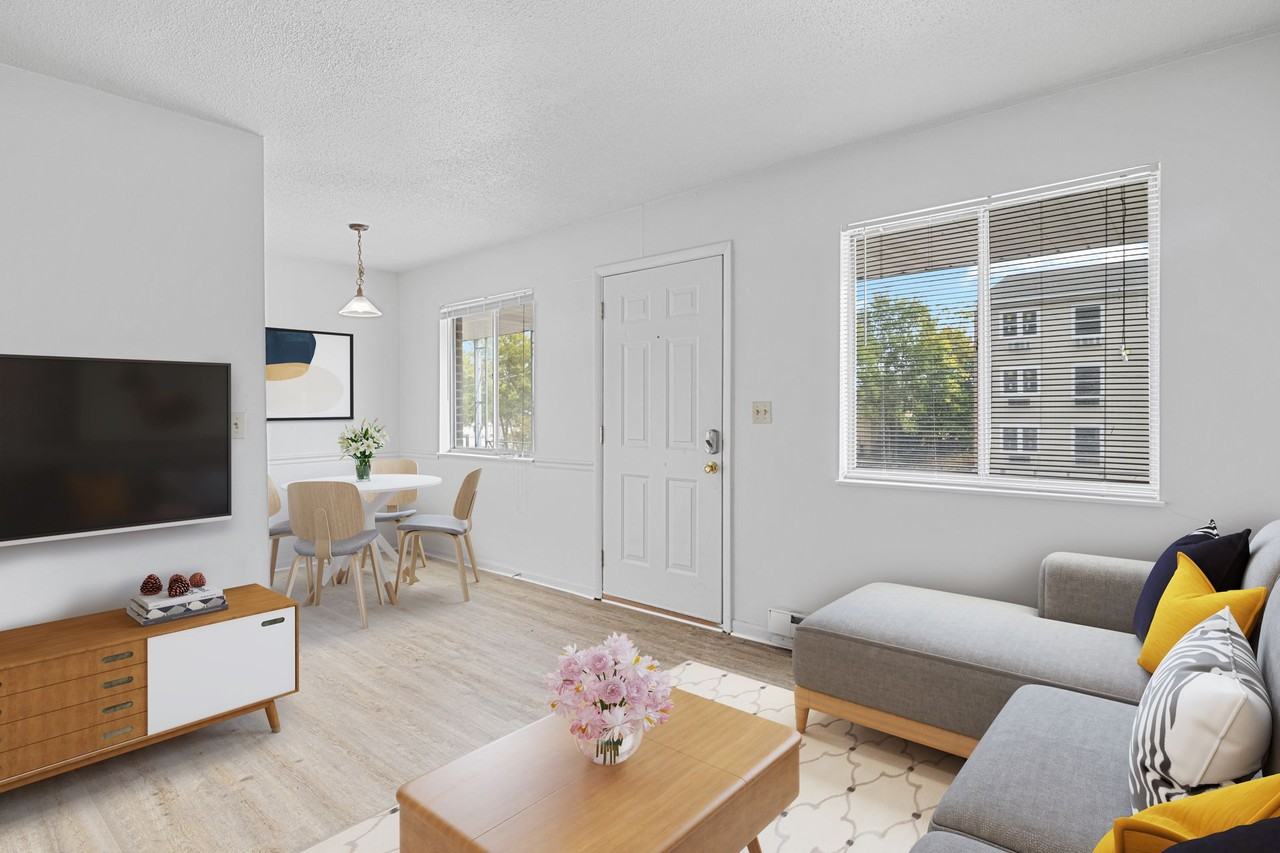 University Apartments - Photo 4 of 7