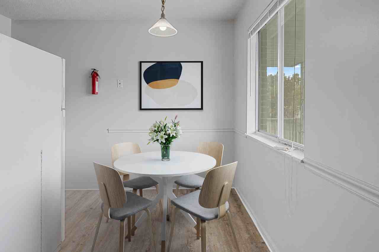 University Apartments - Photo 5 of 7