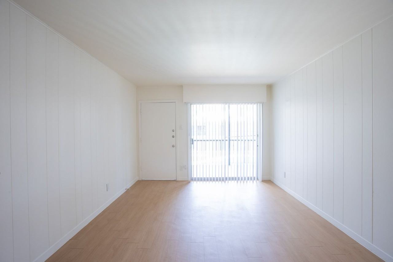 Lantana Apartments - Photo 7 of 50