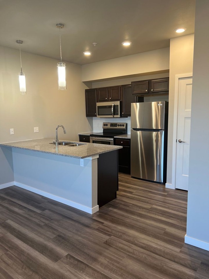 Buffalo Ridge Townhomes - Photo 2 of 14