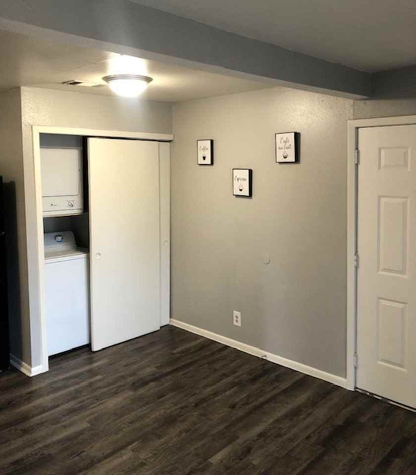 Hill Country Apartments - Photo 5 of 50