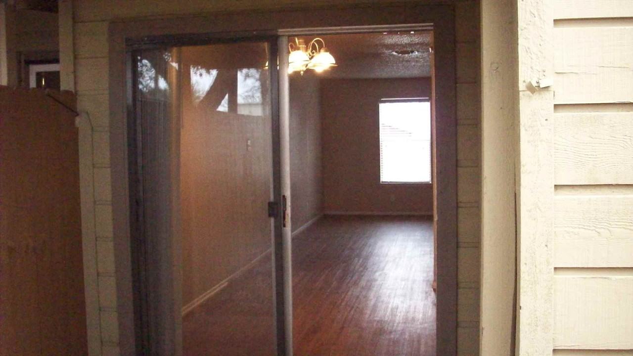 Boerne Townhomes - Photo 4 of 26