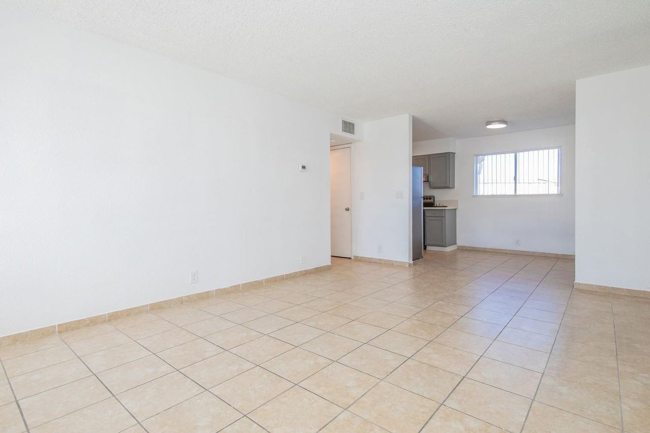 Sungarden (SG) - Photo 2 of 15