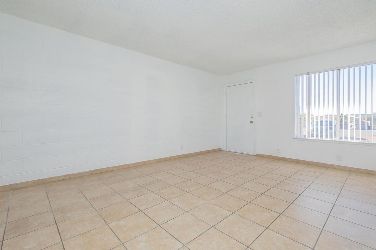 Sungarden (SG) - Photo 6 of 15