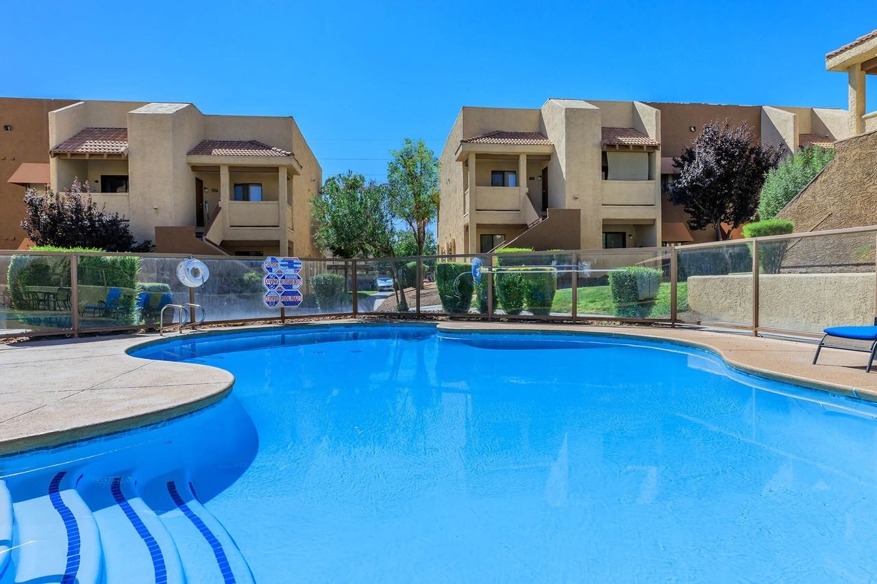 1111 Warbonnet Way - Photo 3 of 21