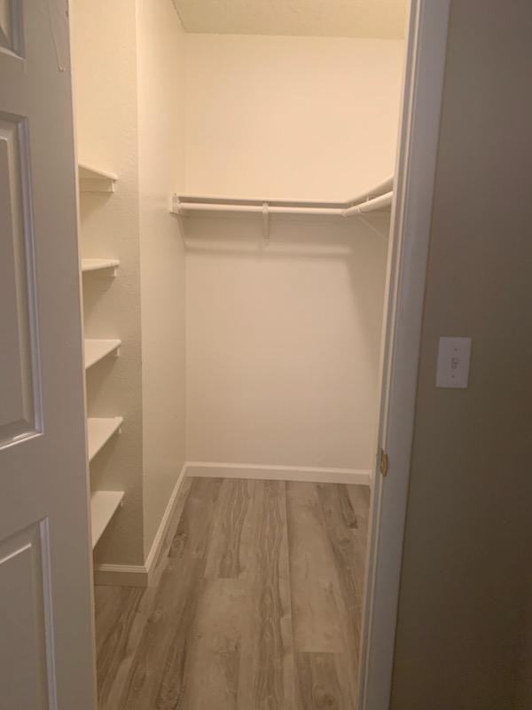 1111 Warbonnet Way - Photo 3 of 32