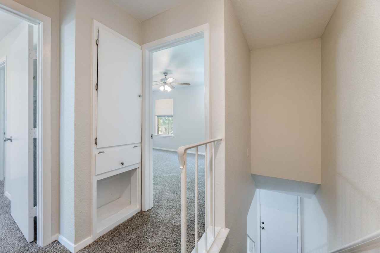 City Lake Townhomes - Photo 5 of 28