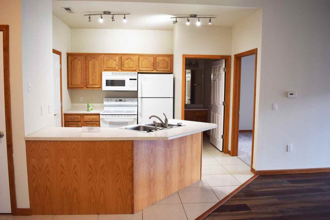 Crowwood Pointe by Royse + Brinkmeyer - Photo 4 of 43