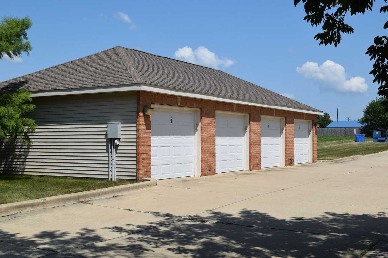 Crowwood Pointe by Royse + Brinkmeyer - Photo 6 of 43