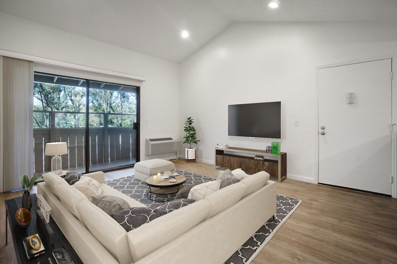 River Oaks Apartments - Photo 2 of 36