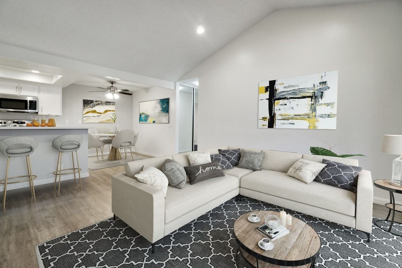 River Oaks Apartments - Photo 4 of 46