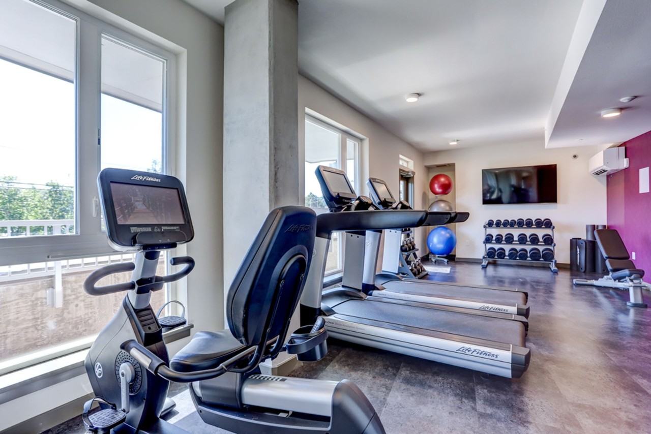 Burke + Union Apartments - Photo 4 of 9