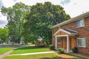 featured image of 130 N Erwin St