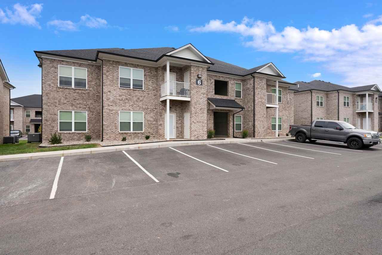 Fox Ridge Apartments - Photo 4 of 50