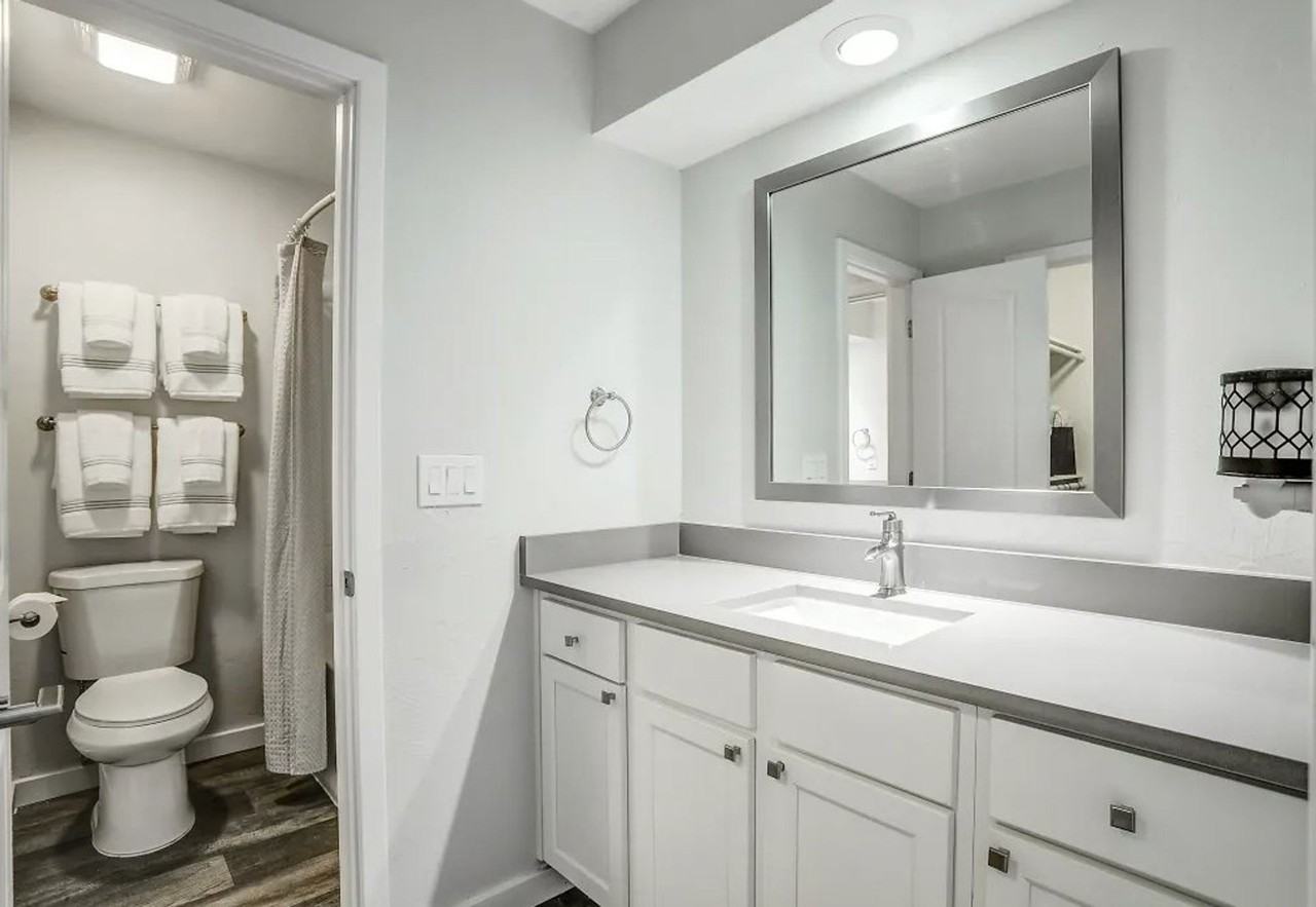 The North Shore Apartments - Photo 4 of 50