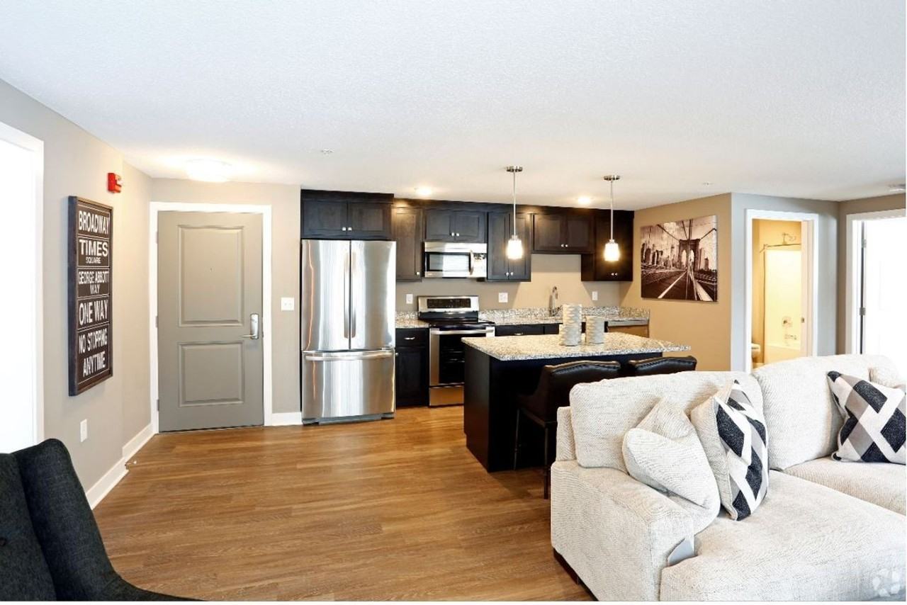 Centlivre Stocklands - Photo 2 of 42