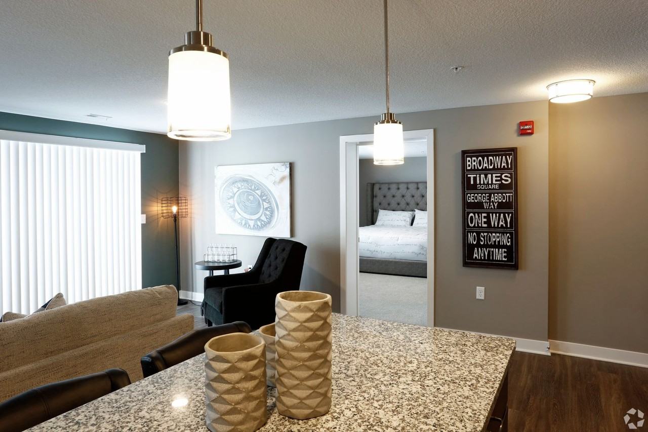 Centlivre Stocklands - Photo 3 of 42