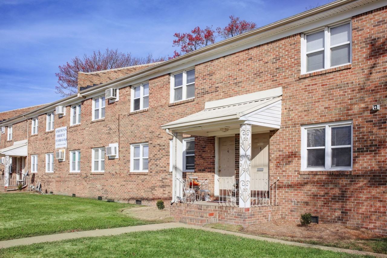 62 Little Creek Apartments - Photo 3 of 32