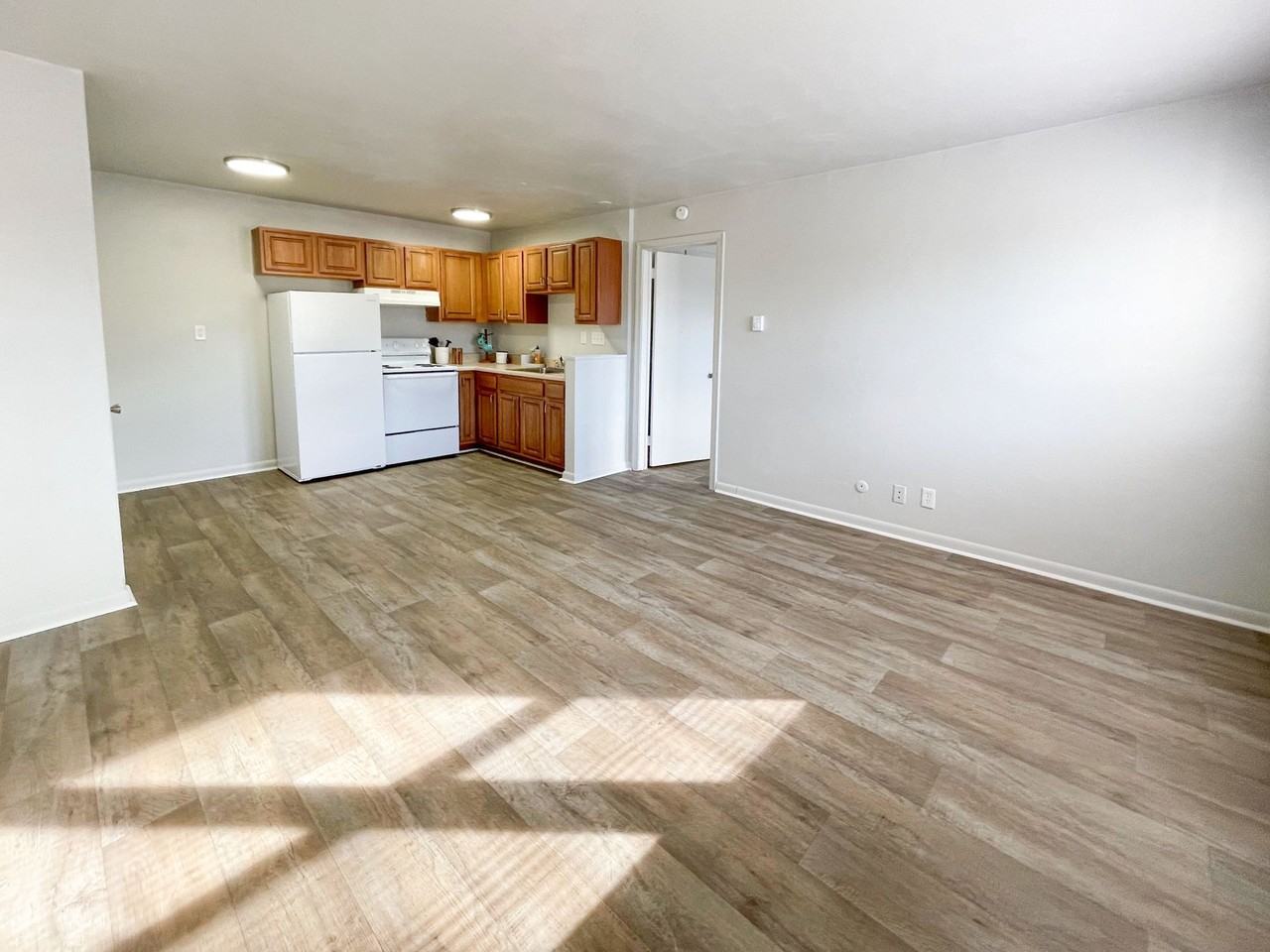 62 Little Creek Apartments - Photo 7 of 32